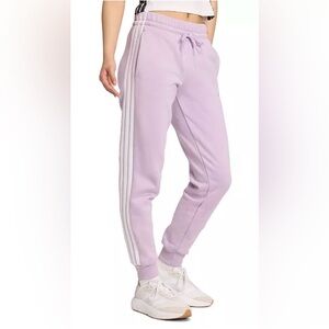 Adidas Women’s Lavender Sweat Pants Size S